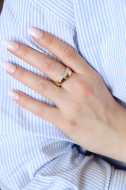 Bague BALMAIN en or jaune, or blanc et diamants