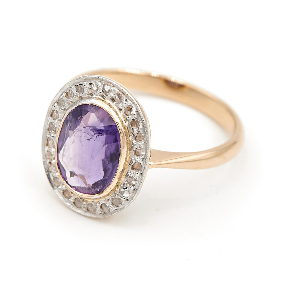 Bague Pompadour Or blanc Améthyste