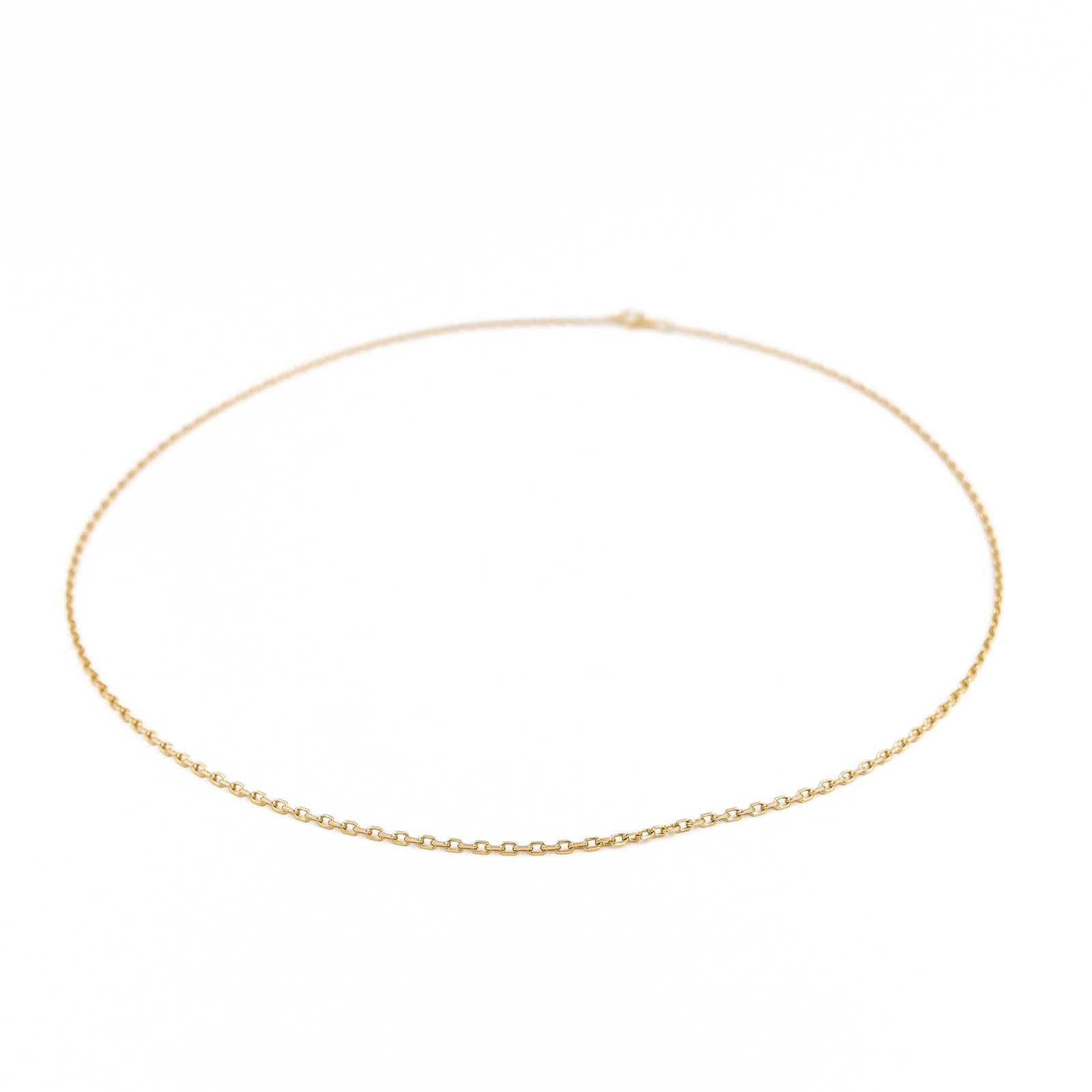 Cable link chain necklace in yellow gold