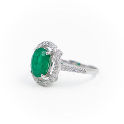 Pompadour ring White gold Emerald