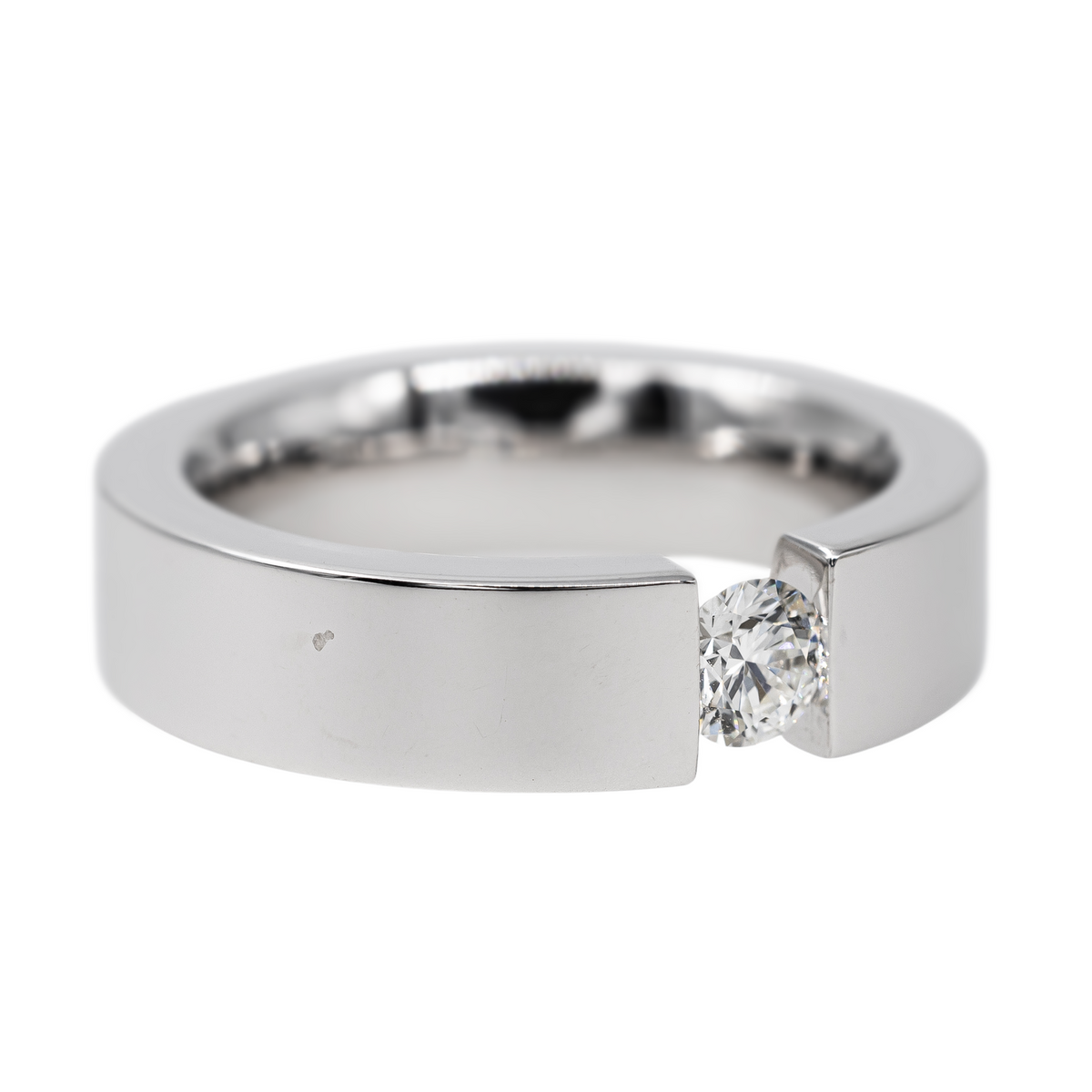 Bague en or blanc et diamant