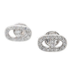 White gold and diamond stud earrings