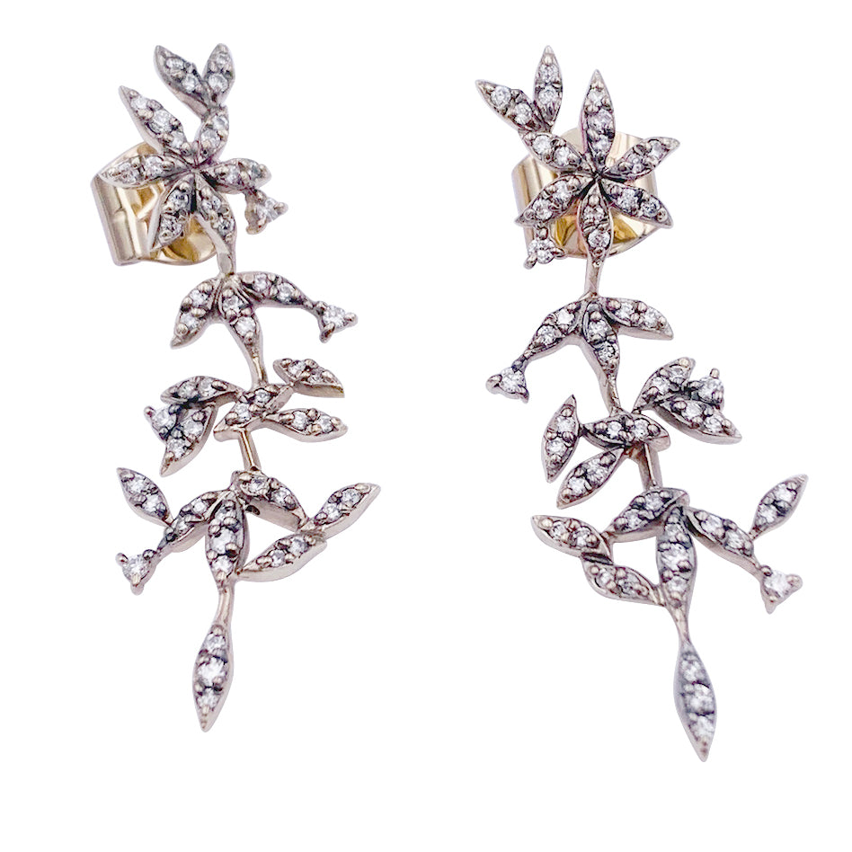 Boucles d'oreilles H.Stern, "Nature", or, diamants.