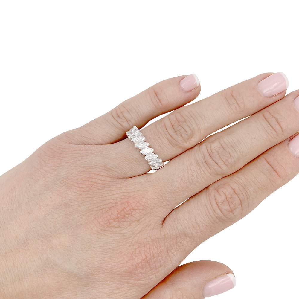 Alliance platine et diamants navettes - Castafiore