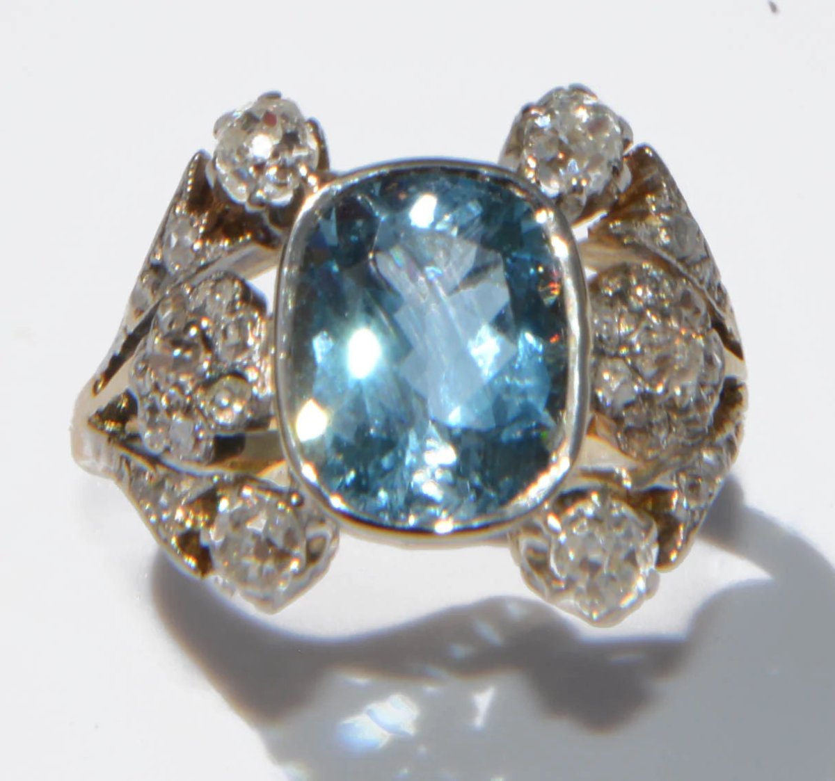 Bague 1910 en or et argent ornée d'une aigue-marine - Castafiore