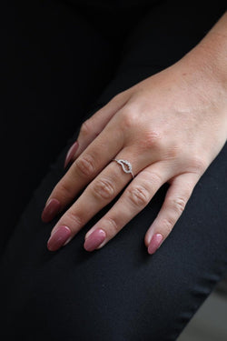 Bague Aile d'ange en or blanc et diamants - Castafiore