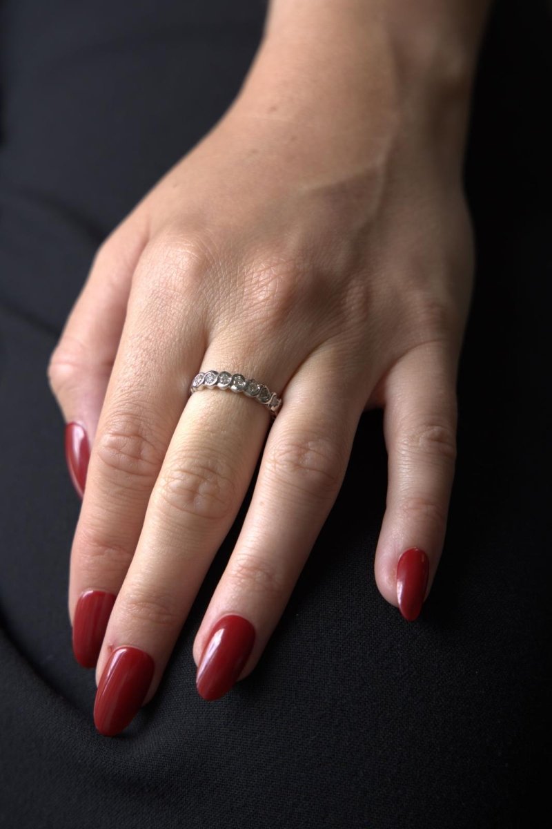 Bague Alliance en or blanc et diamants - Castafiore