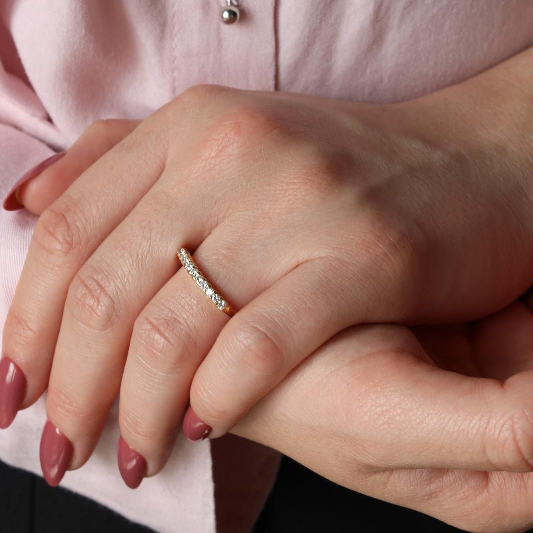 Bague Alliance en or jaune et diamants - Castafiore