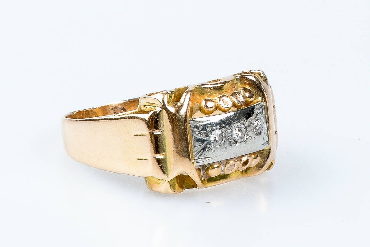 Bague ancienne diamant en or bicolore 18 carats - Castafiore