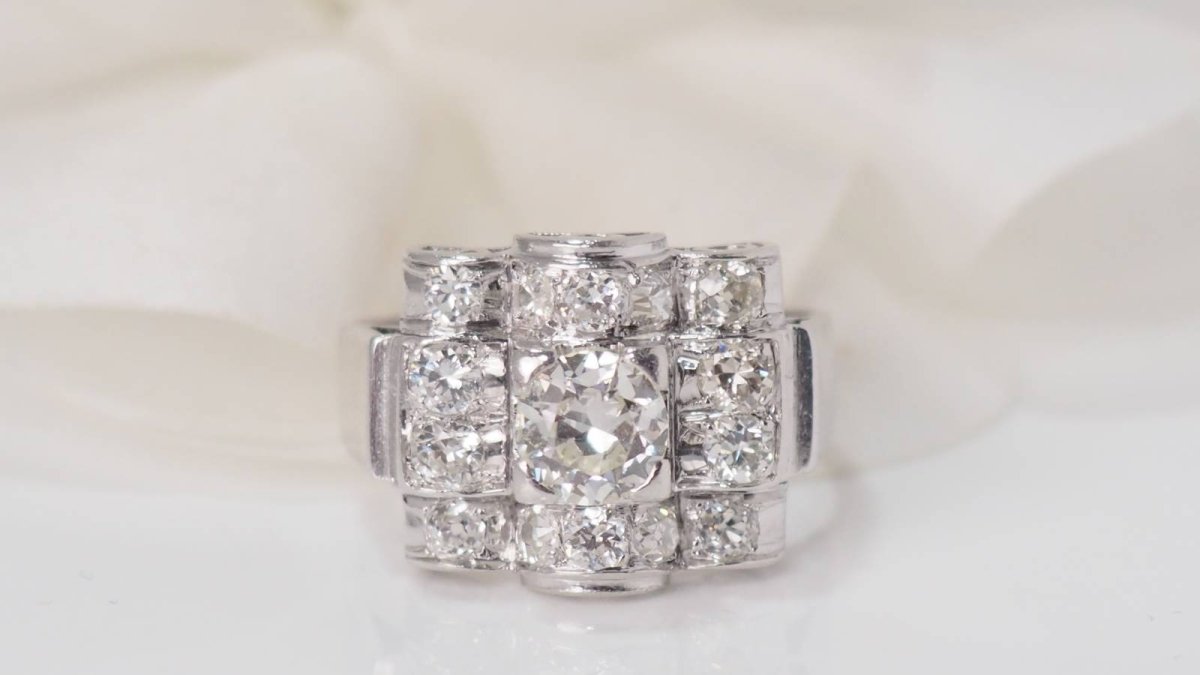 Bague ancienne en platine et diamants - Castafiore
