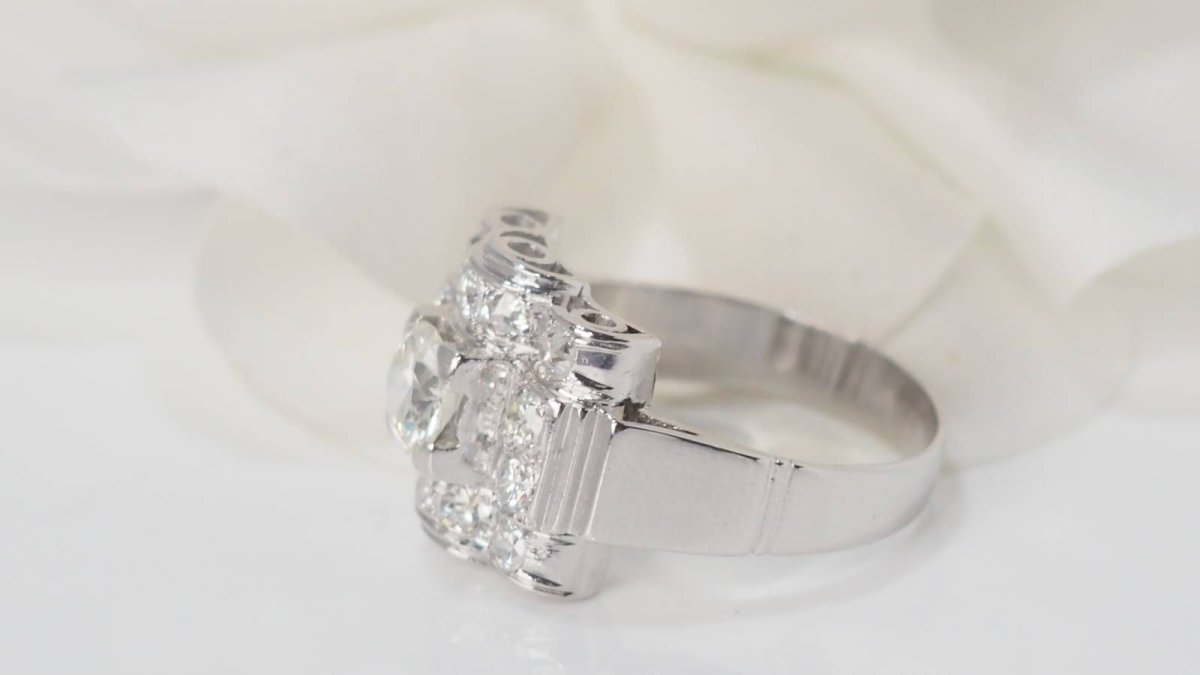 Bague ancienne en platine et diamants - Castafiore