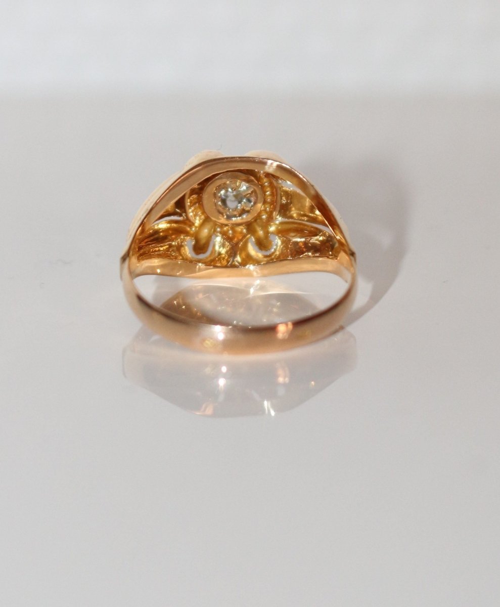 Bague Années 40 Godronnée Et Ajourée - Castafiore