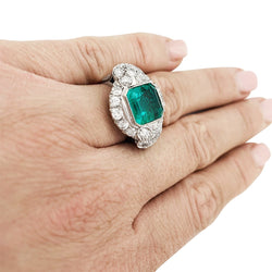 Bague Art Déco en platine, émeraude et diamants - Castafiore