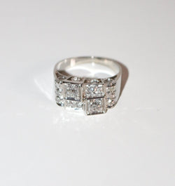 Bague Art Déco Platine Et Diamants - Castafiore