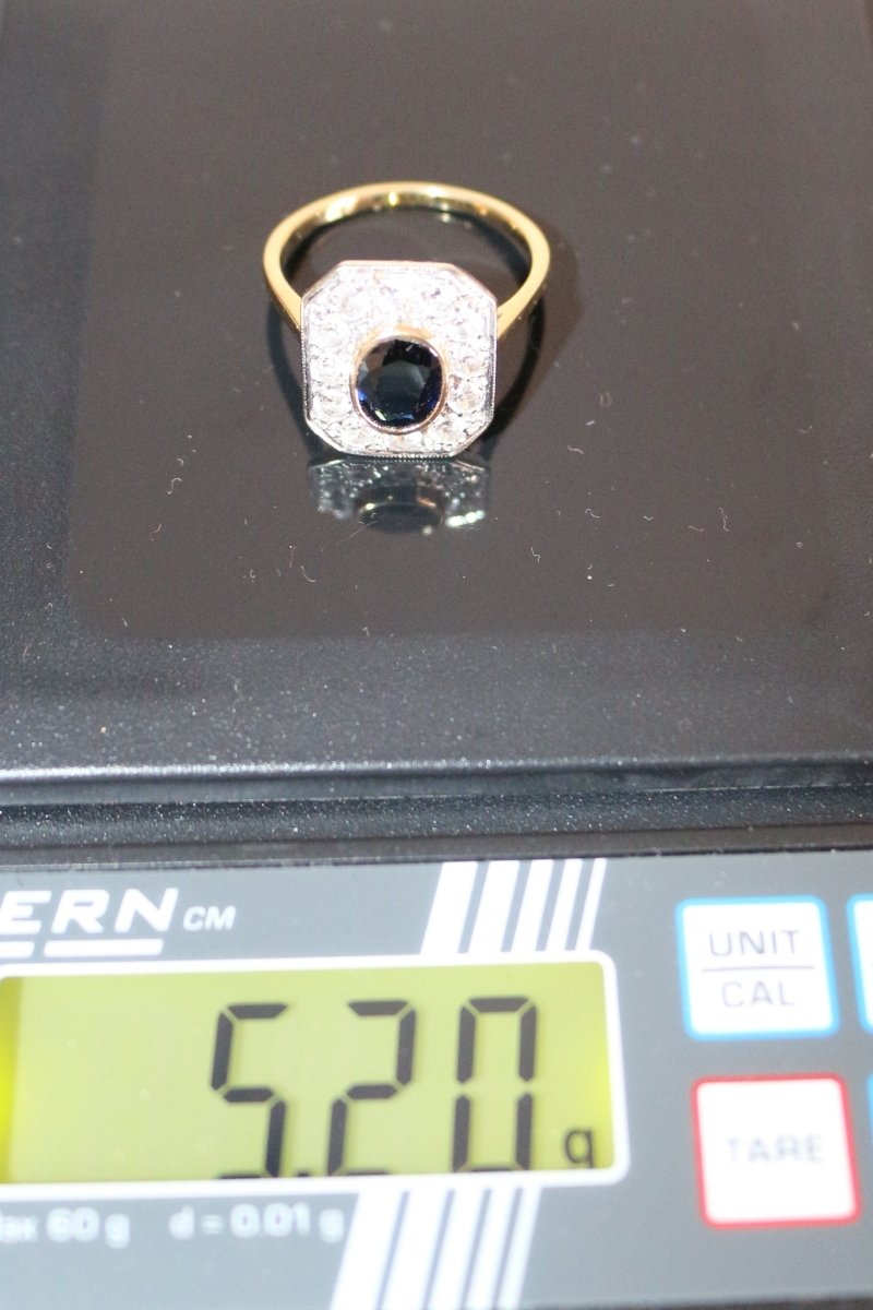 Bague Art Déco Saphir à Pans Coupés - Castafiore