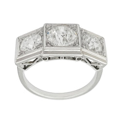 Bague art déco "trilogie" sertie de diamants sur platine - Castafiore
