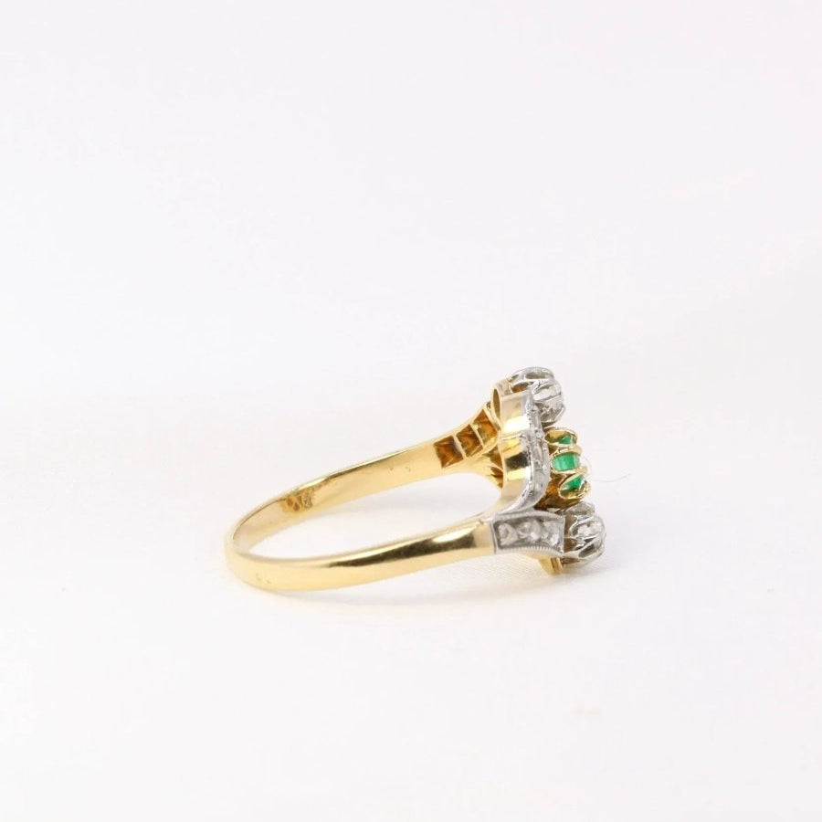 Bague Art Nouveau en or, diamants et émeraude - Castafiore