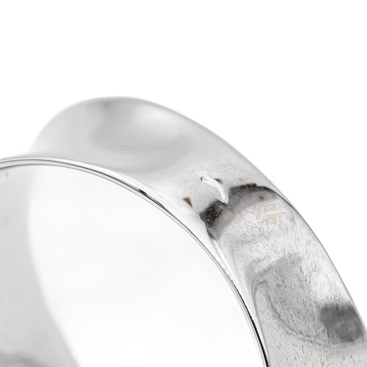 Bague Bandeau en or blanc et diamants - Castafiore