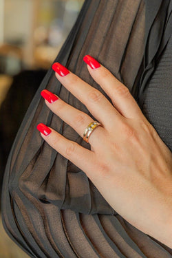 Bague Bandeau en or blanc et diamants - Castafiore