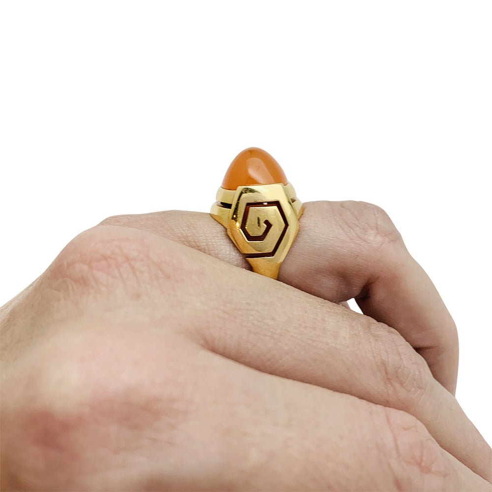 Bague BOUCHERON or jaune et cornaline - Castafiore