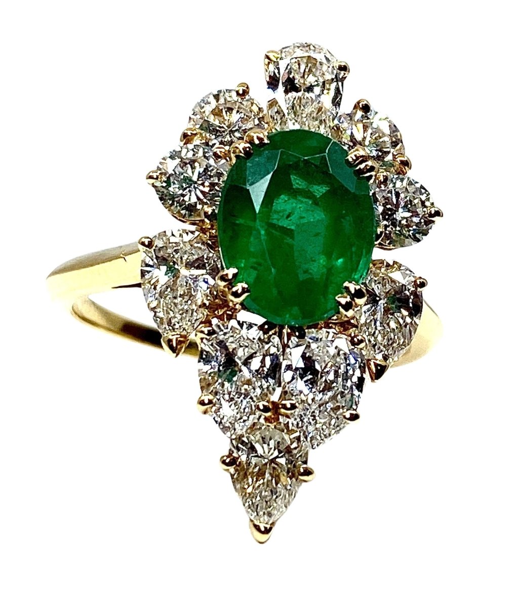 Bague BOUCHERON Pompadour en or jaune, émeraude et diamants - Castafiore