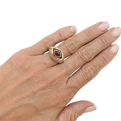 Bague Cartier en or jaune, diamants et rubis - Castafiore
