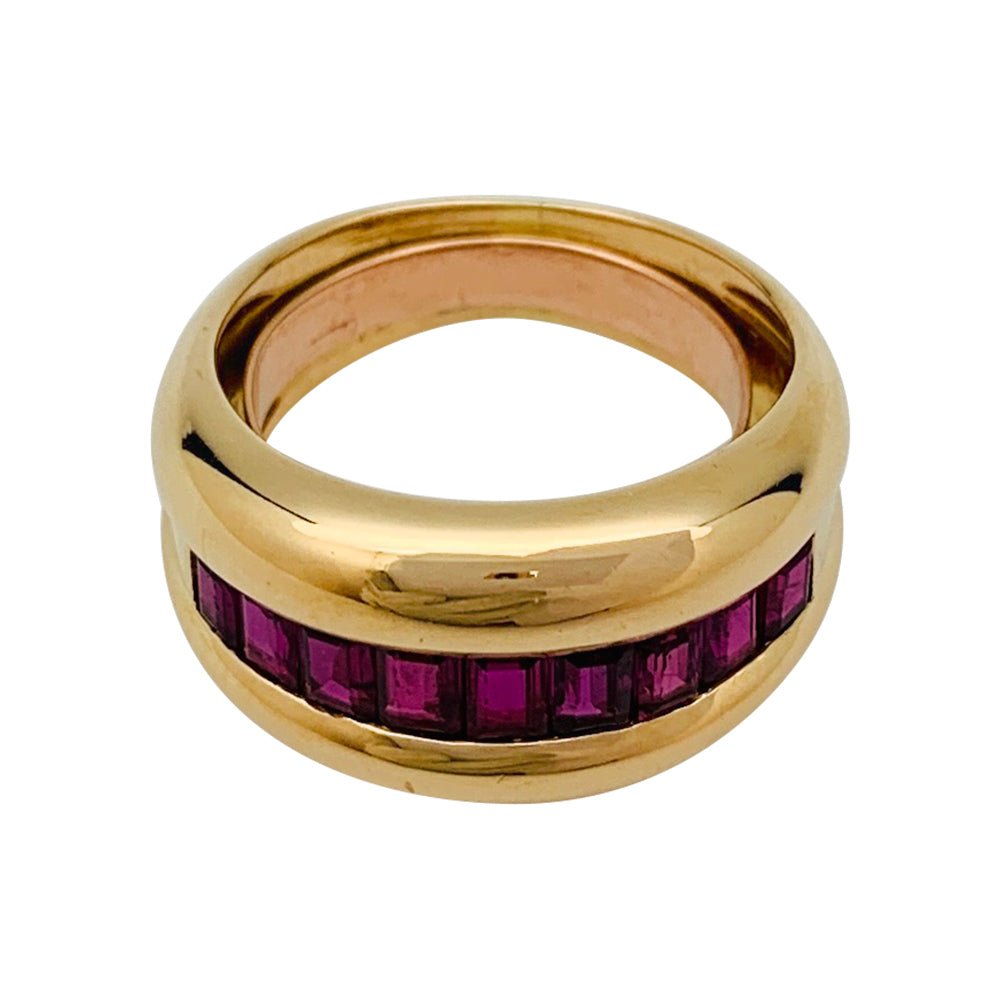 Bague Cartier,"Odin", or jaune, rubis calibrés - Castafiore