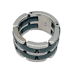 Bague Chanel, modèle "Ultra", en or blanc, céramique noire et diamants - Castafiore