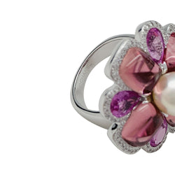 Bague CHANEL, "San Marco", or blanc, perle, saphirs roses, tourmalines roses, diamants - Castafiore
