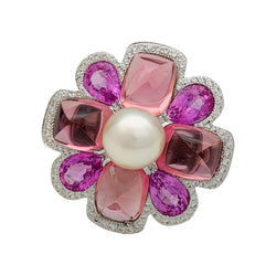 Bague CHANEL, "San Marco", or blanc, perle, saphirs roses, tourmalines roses, diamants - Castafiore