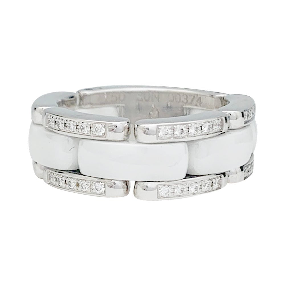 Bague CHANEL, "Ultra", or blanc, céramique blanche, diamants - Castafiore
