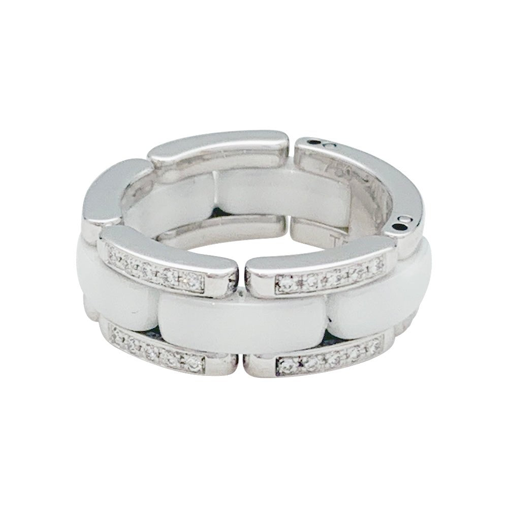 Bague CHANEL, "Ultra", or blanc, céramique blanche, diamants - Castafiore