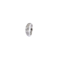 Bague CHAUMET en or gris, diamant taille princesse - Castafiore