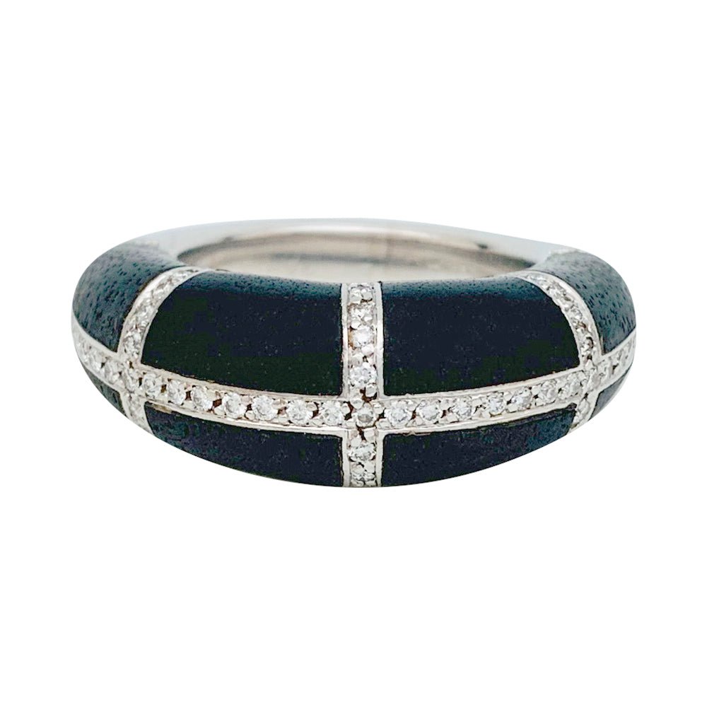 Bague CHAUMET, modèle "Anneau", or blanc, diamants et ébène - Castafiore