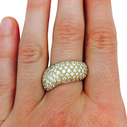 Bague CHAUMET, modèle "Hommage à Venise", en or jaune et diamants - Castafiore