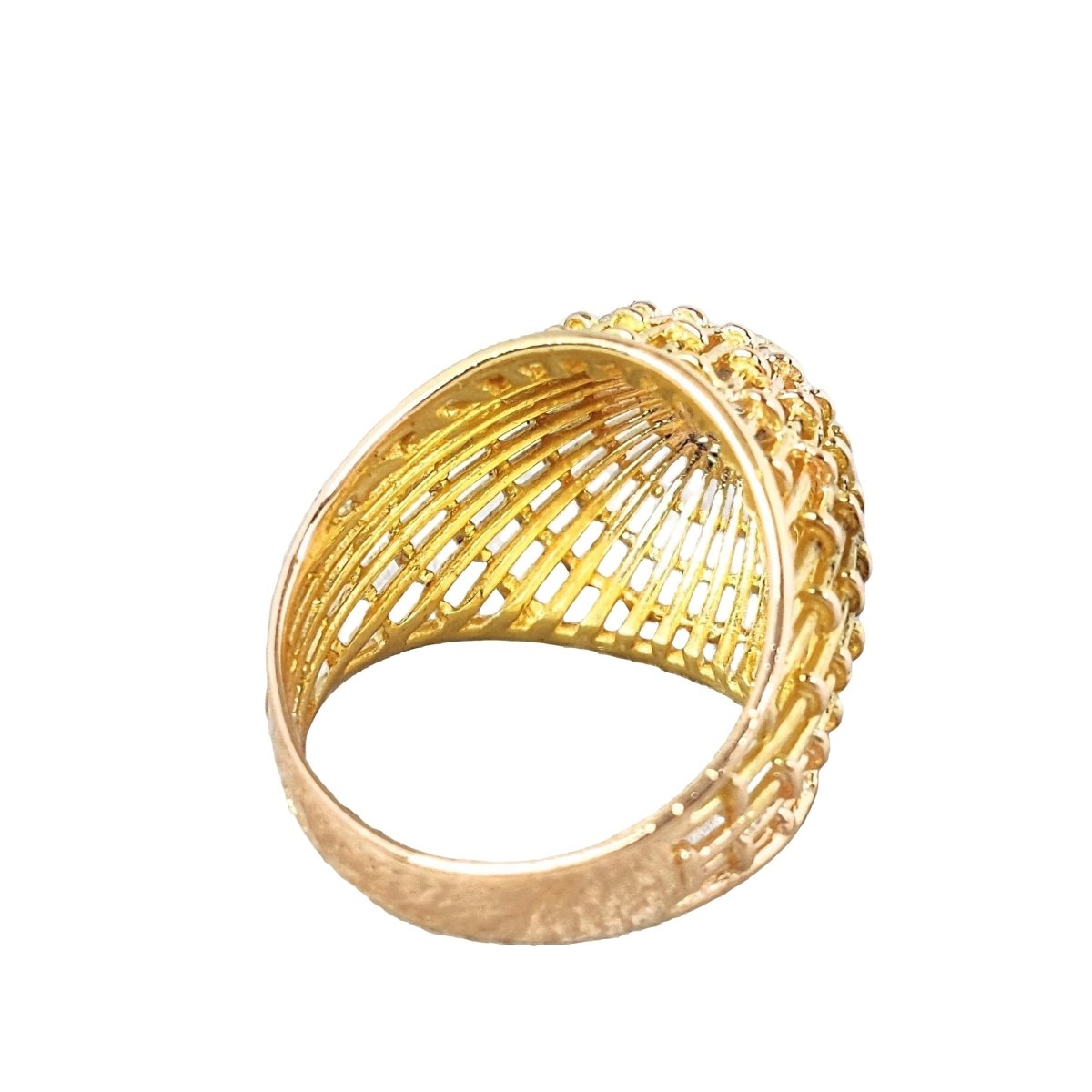 Bague Cocktail ajourée en or jaune et diamant - Castafiore