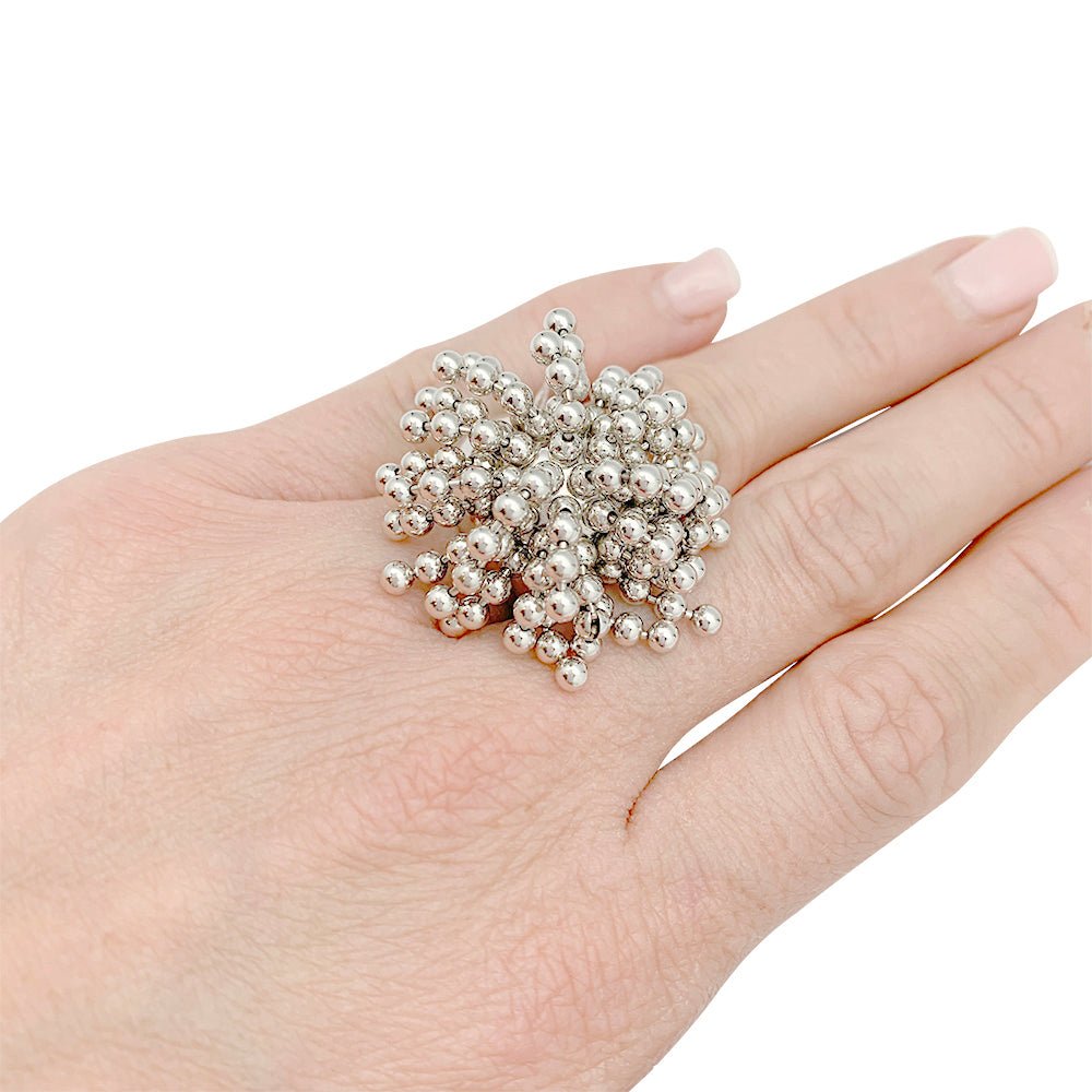 Bague Cocktail CARTIER "Paris Nouvelle Vague" en or blanc - Castafiore