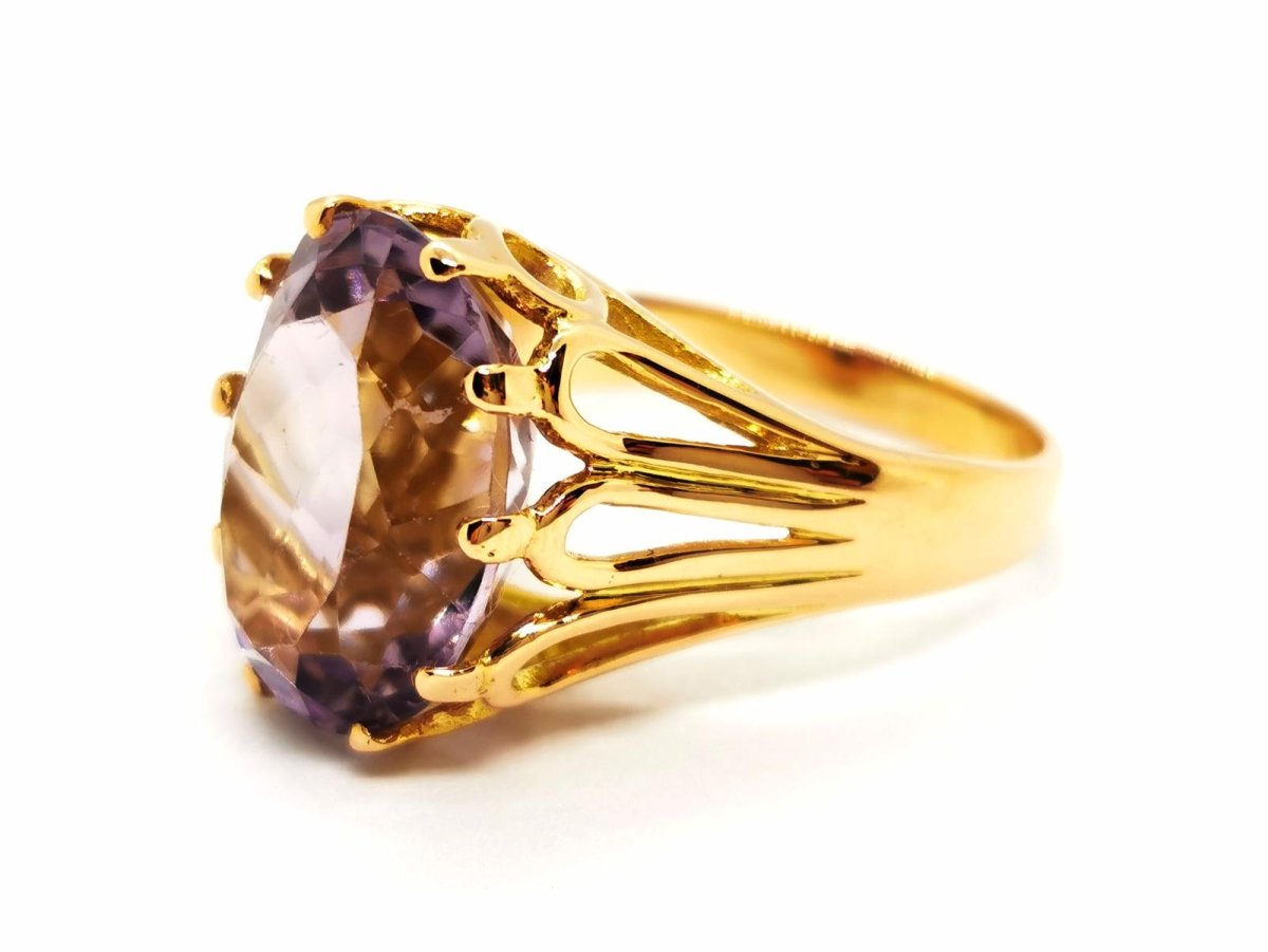 Bague Cocktail en or jaune et améthyste - Castafiore