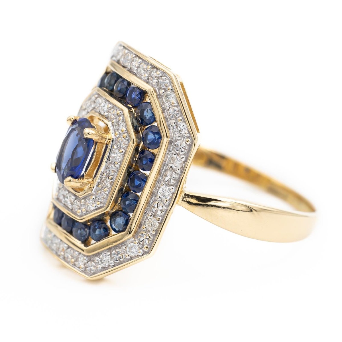 Bague Cocktail en or jaune, saphir et diamants - Castafiore