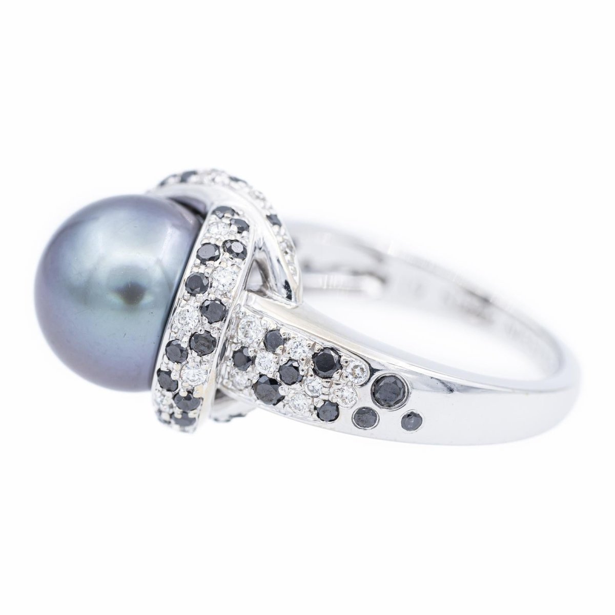 Bague Cocktail MAUBOUSSIN "Caviar Mon Amour" en or blanc et perle - Castafiore