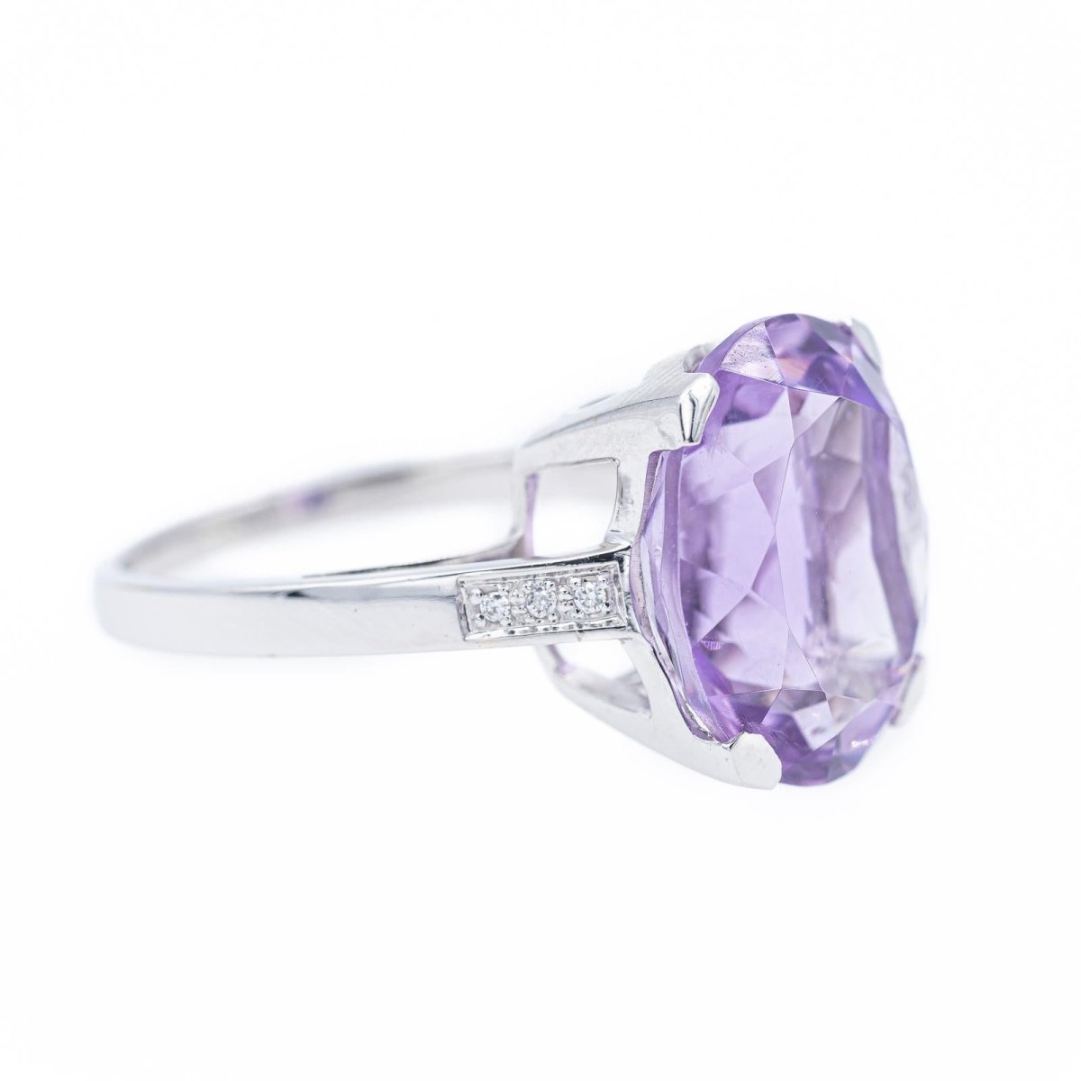 Bague Cocktail MAUBOUSSIN "Mon bébé d'Amour" en or blanc et améthyste - Castafiore