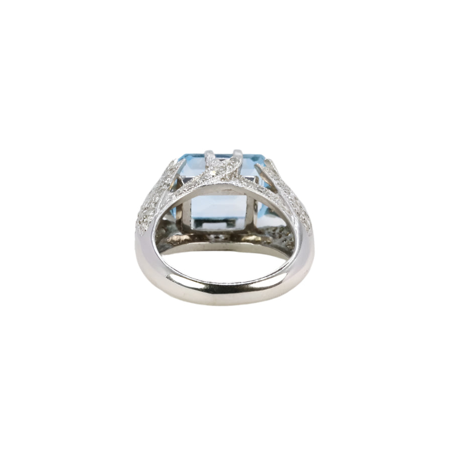 Bague cocktail vintage en or blanc, diamants et aigue-marine - Castafiore