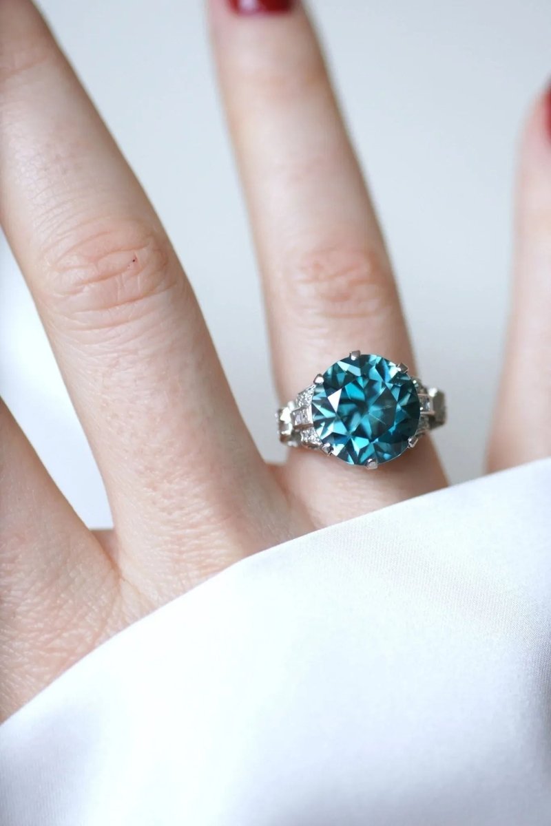 Ring Blue Zircon Cocktail and diamonds on paltinium Castafiore