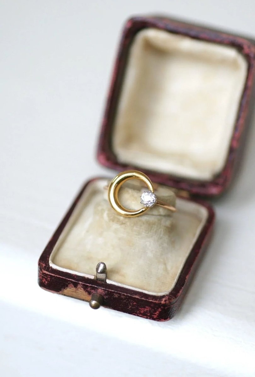 Bague croissant de lune diamant et or - Castafiore