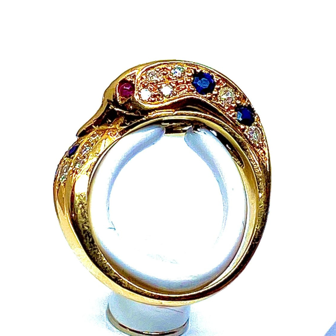 Bague dauphin en or jaune 18 carats ,saphirs ,diamants et rubis - Castafiore