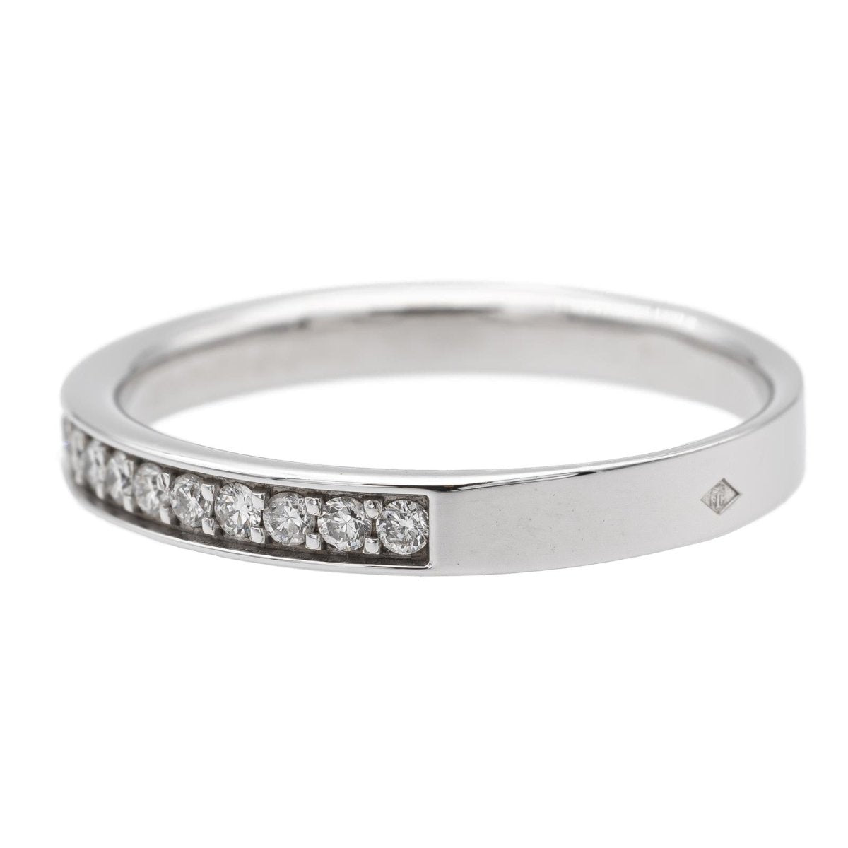 Bague Demi Alliance en or blanc et diamants - Castafiore