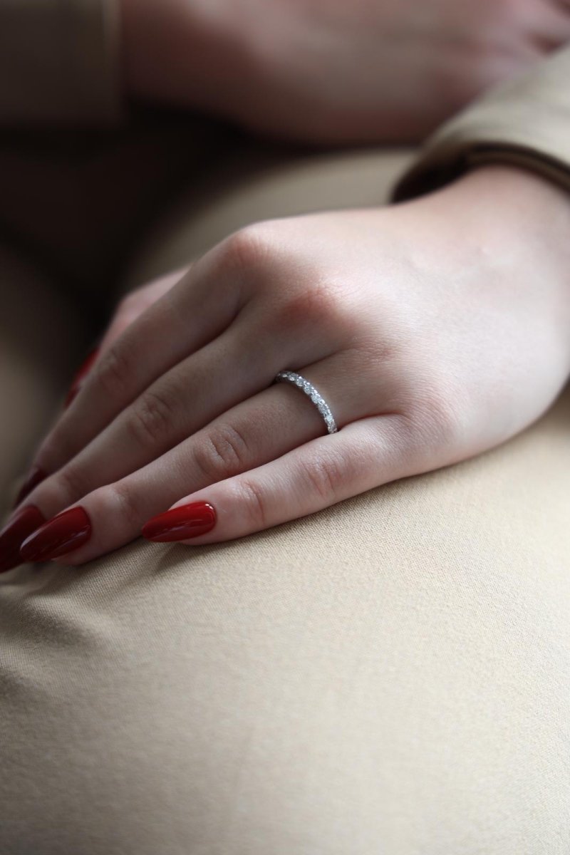 Bague Demi alliance Or blanc Diamant - Castafiore