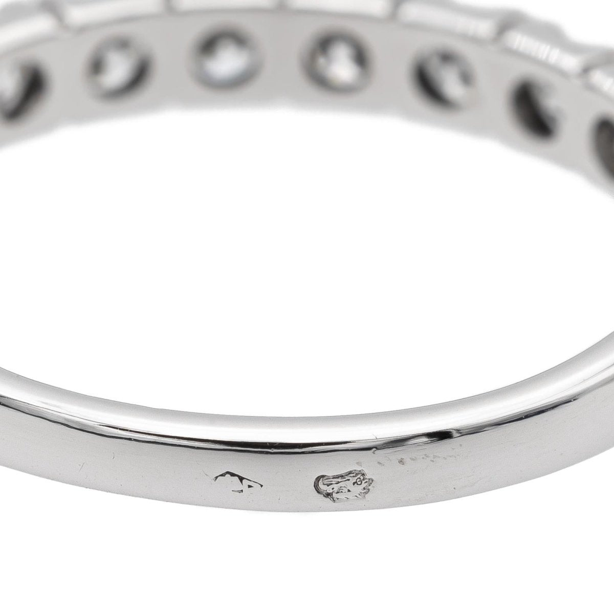 Bague Demi alliance Or blanc Saphir - Castafiore