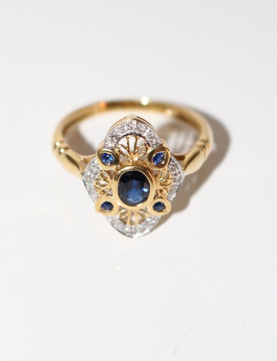 Bague Dentelles Saphirs Style Belle Epoque - Castafiore