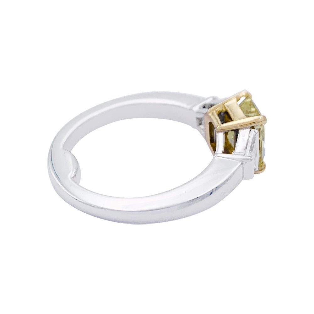 Bague diamant Fancy Intense Yellow, deux ors - Castafiore